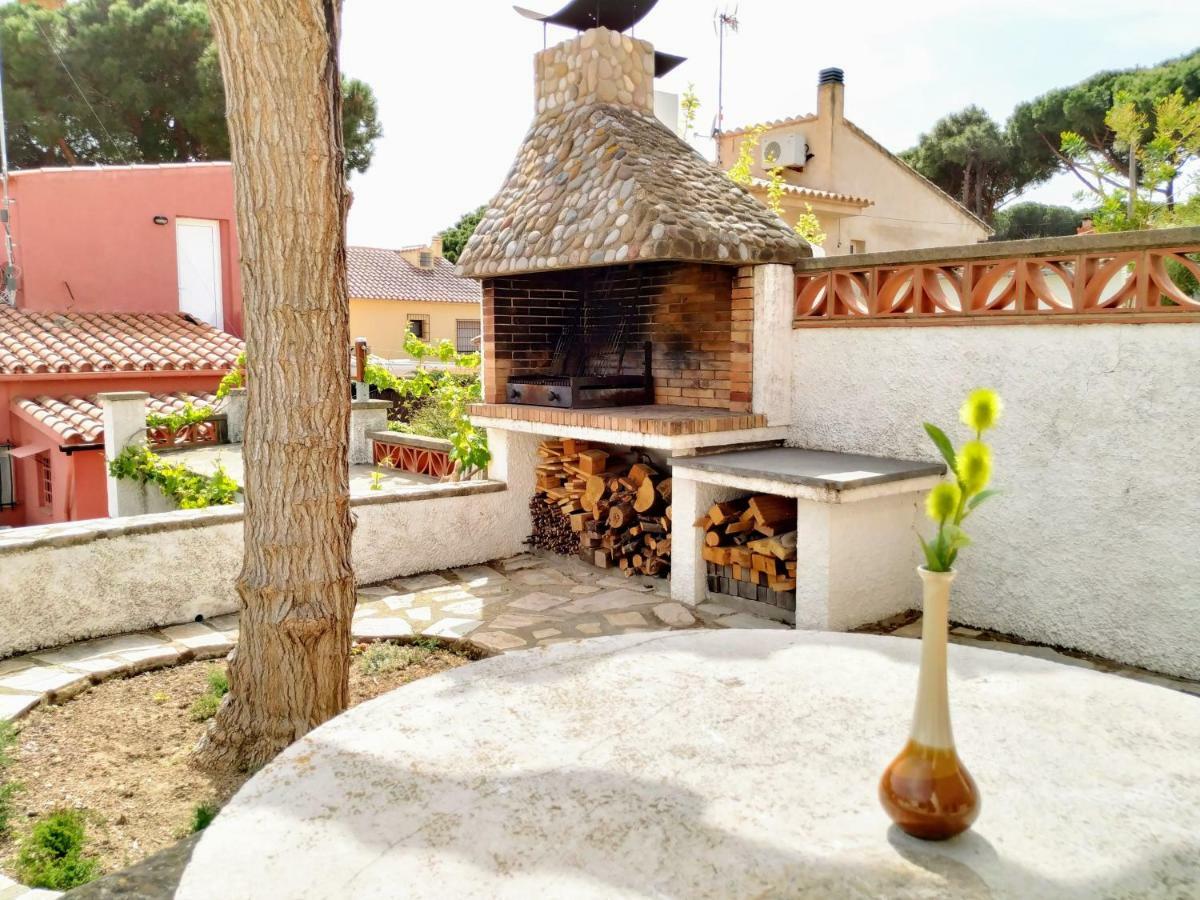 Vacay Apartamento Montgo, Agradable Jardin! En Costa Brava L'Escala! Eksteriør billede