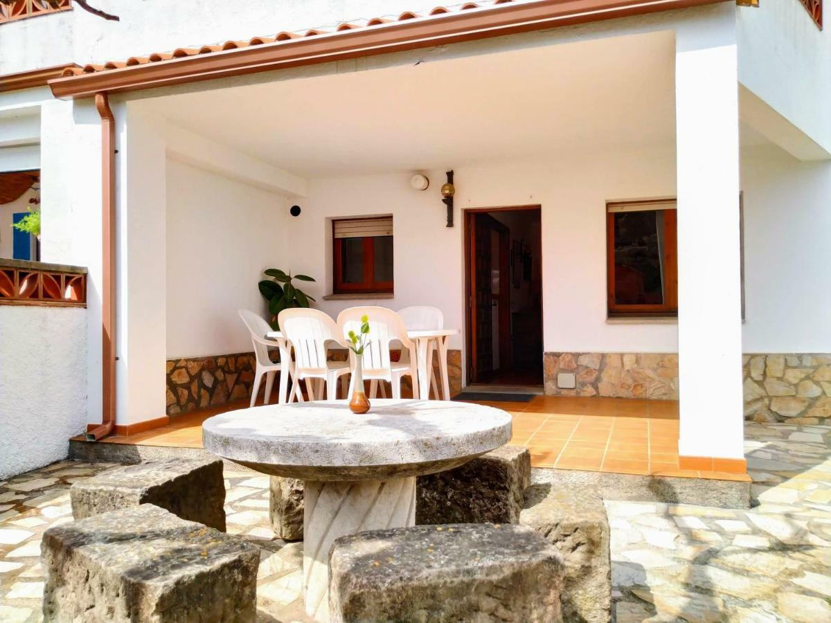 Vacay Apartamento Montgo, Agradable Jardin! En Costa Brava L'Escala! Eksteriør billede